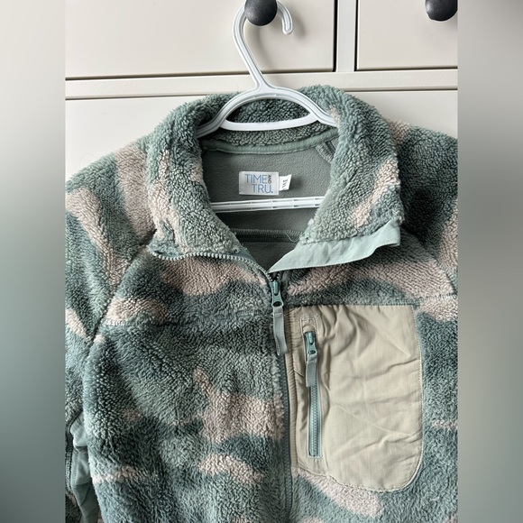 S Time and Tru Jacket - Picture 2 of 4